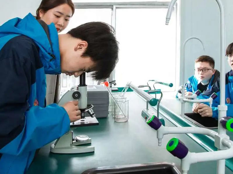 米脂化学实验室